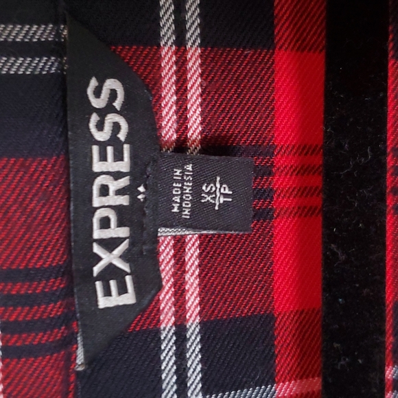 Express - Picture 2 of 3